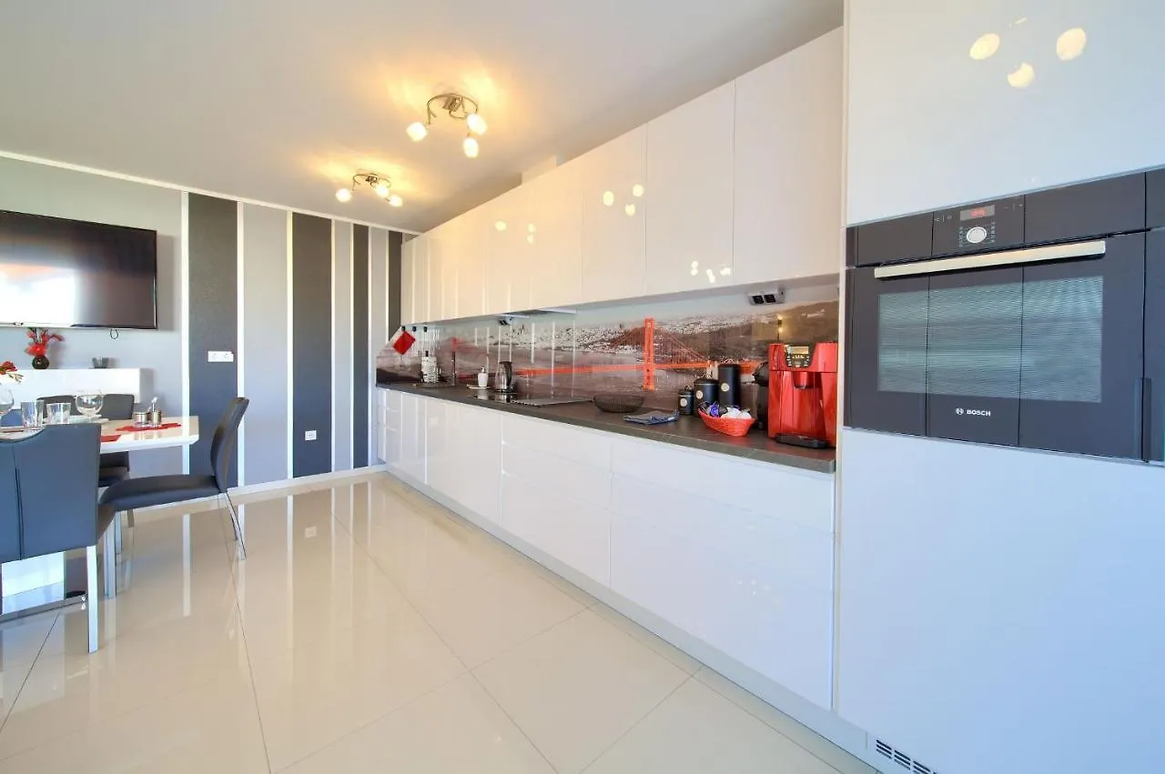 Apartment Crystal Aura Malinska