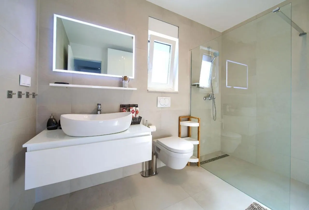 Apartment Crystal Aura Malinska