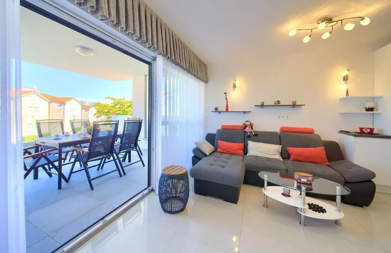 Apartment Crystal Aura Malinska Κροατία